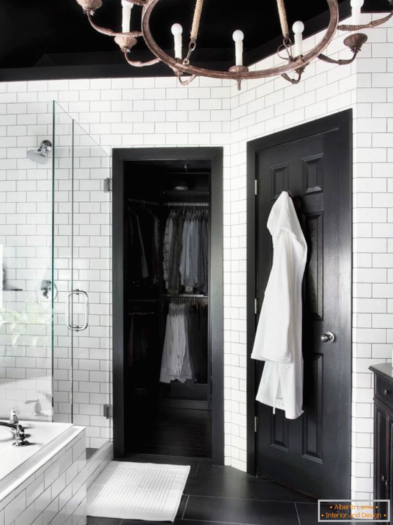 original_bpf-black-white-bañeraroom-beauty3_v-jpg-rend-hgtvcom-966-1288