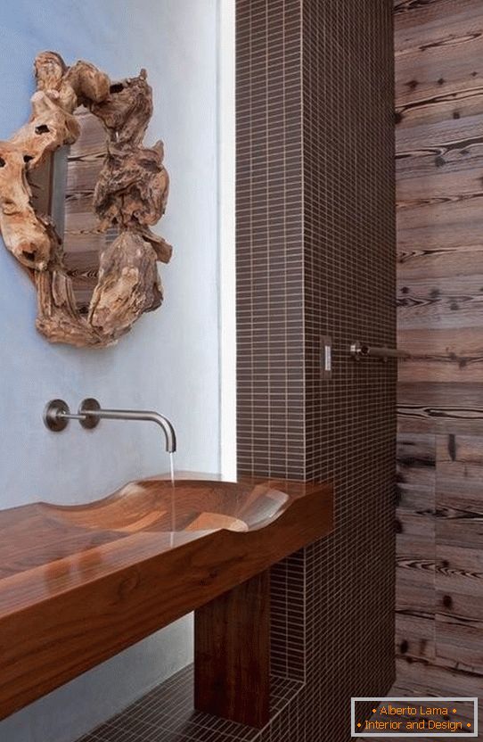 Lujoso lavabo de madera natural