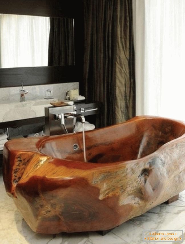 Bañera de madera