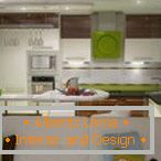 Muebles en la cocina en tonos verdes