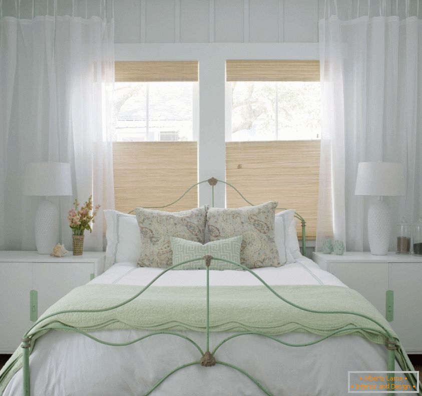 Dormitorio blanco y delicado en el estilo de la Provenza