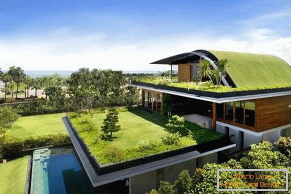 Hermosas casas en el estilo de alta tecnología y eco
