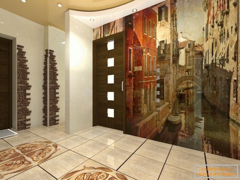 Hermoso diseño de pasillo con frescos