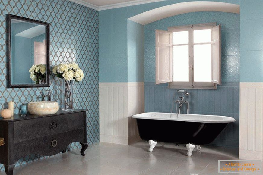 Cuarto de baño en azulejo azul