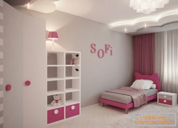 просторный серо-розовый interior de la habitación de un niño