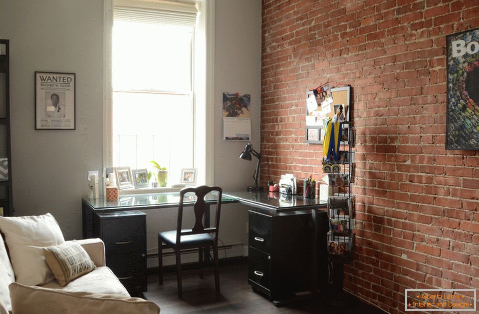 Interior de un pequeño apartamento: un gabinete en el hogar