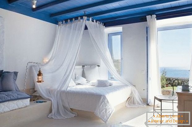 Dormitorio de estilo mediterráneo