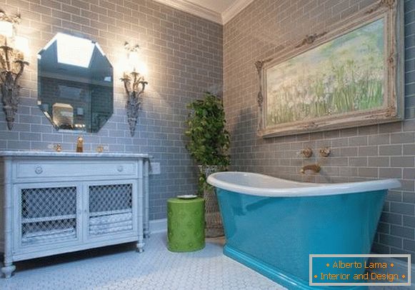 Cuarto de baño - interior de la foto en color azul-gris