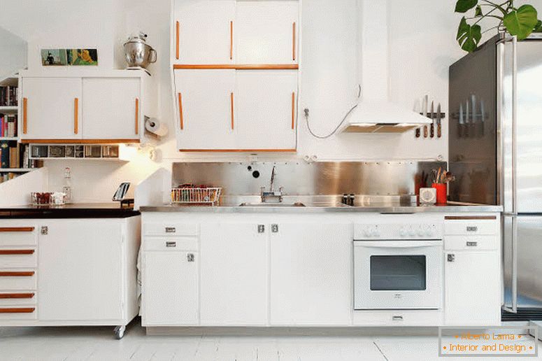 Cocina de un pequeño apartamento en Suecia