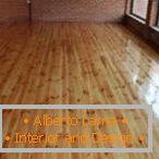 Cómo pintar un parquet es una instrucción simple para