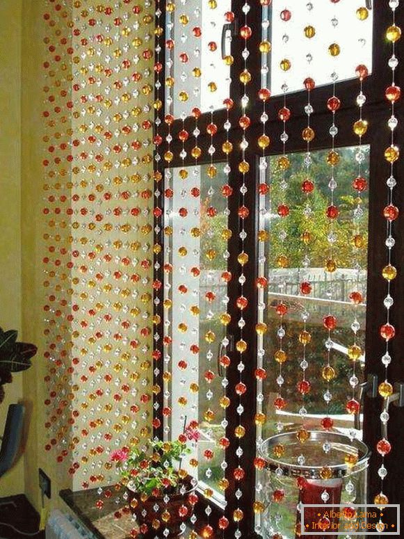hermosas cortinas en la cocina con una puerta de balcón, foto 31