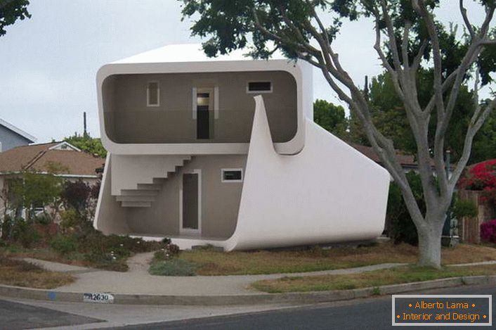 El diseño inusual de la casa modular de dos pisos atrae la atención. El diseño de la casa es adecuado para vivir todo el año. 