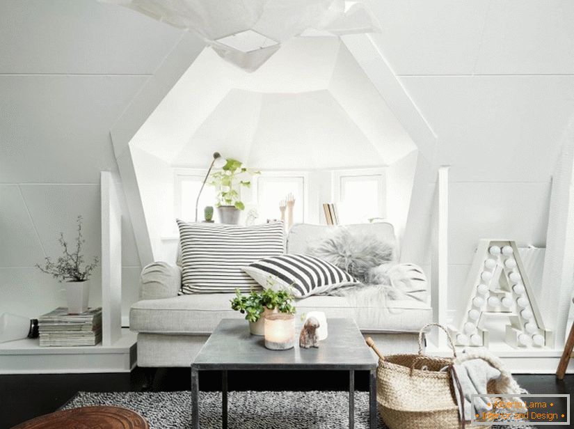 Diseño de interiores sobre la cama de Suecia