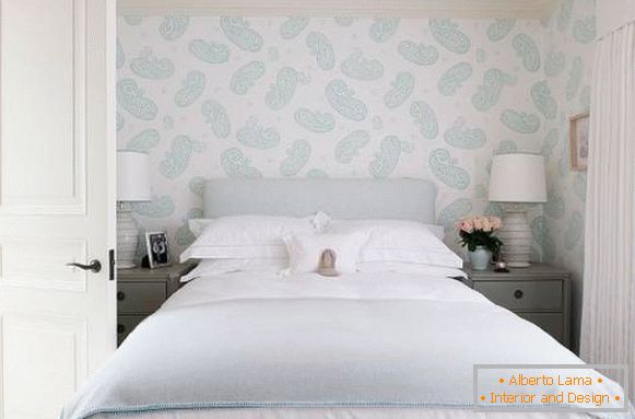 Papel tapiz de diseño para el dormitorio en colores blanco y azul