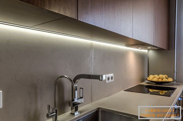 Iluminación en la cocina con el efecto de la ilusión óptica