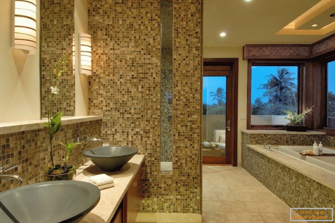 Mosaico en el interior del baño