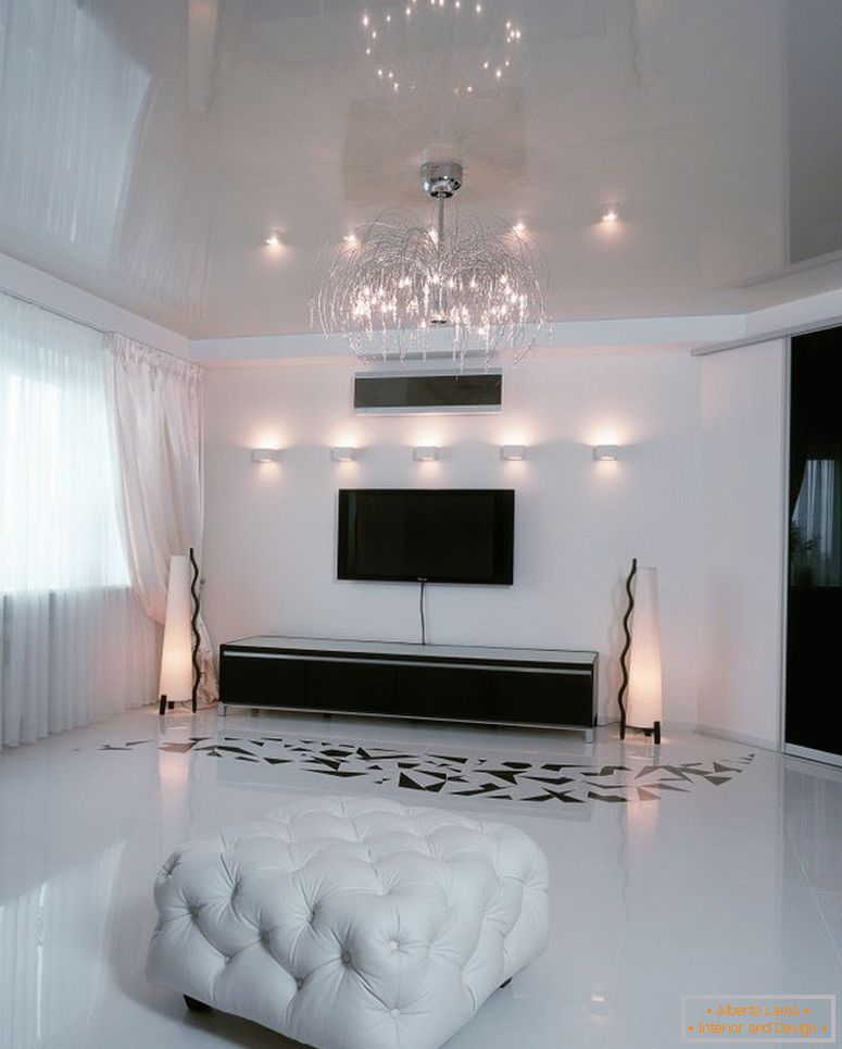 photo-1-white-bright-stretched-ceiling-perfectly-supplements-moderno-interior-sala de estar