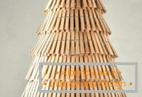 Una lámpara inusual de clothespins del estudio Crea-re Studio