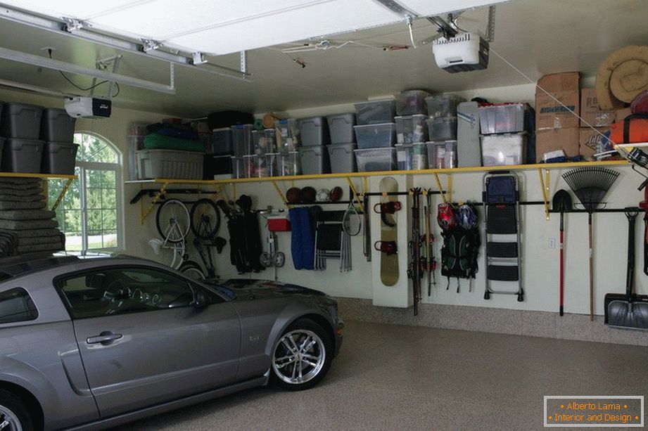 Disposición de una sala de almacenamiento en el garaje