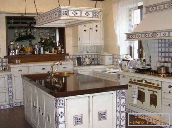 Foto de la cocina en una casa privada al estilo de Provenza