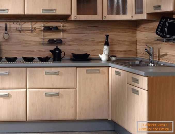 Decorar muros con madera con sus propias manos - paneles en el interior de la cocina