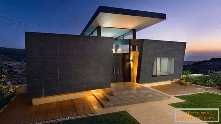Casa modular en estilo high-tech.