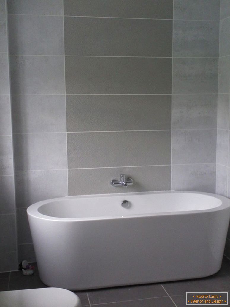 top-forty-ideas-gray-bathroom-tile-designs-small-space-added-oval-tub-for-decorating-room gris-baño-ideas