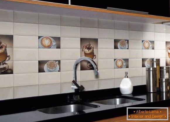 un panel de azulejos en la cocina, foto 24