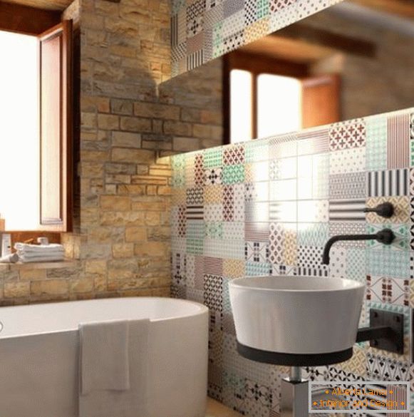 panel de azulejos en el baño, foto 9
