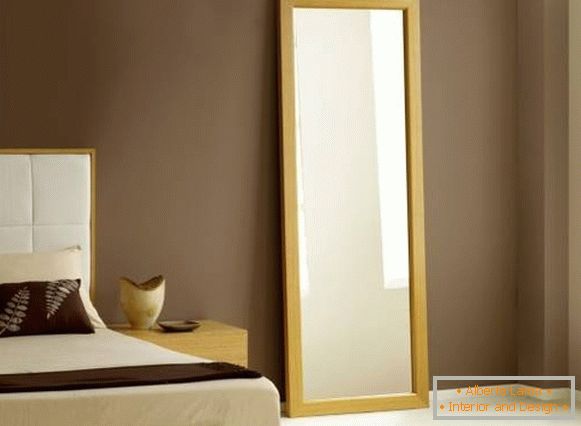 El Feng Shui gobierna 2016 - un espejo en el interior del dormitorio
