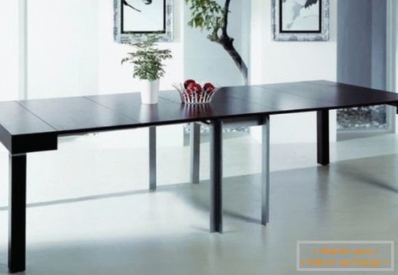 mesa plegable consola negra en el diseño de la sala de estar