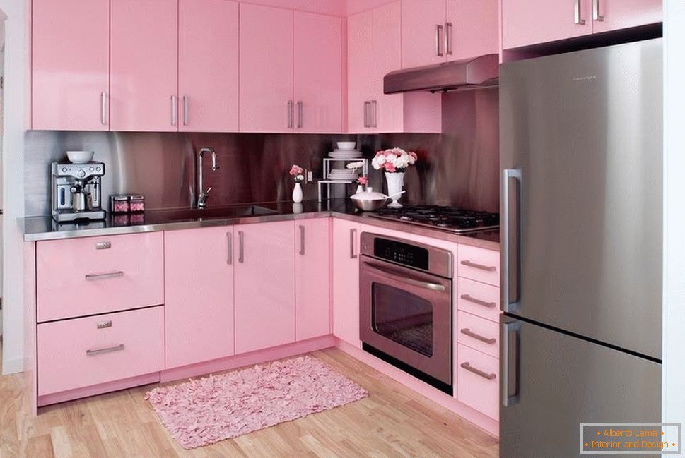 Fachadas rosadas de la cocina