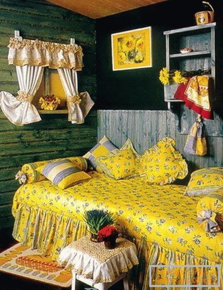 Dormitorio con decoración textil para diseño ruso