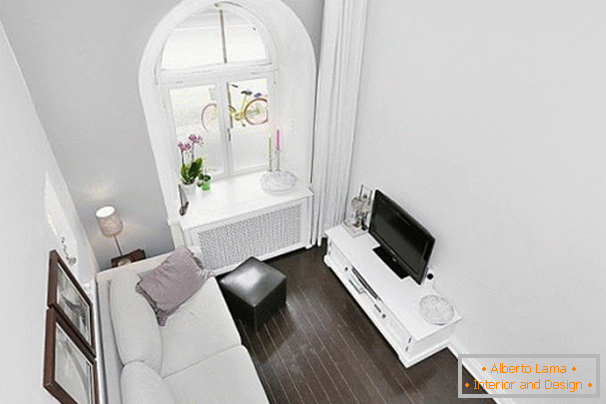 Apartamento estudio de dos niveles en color blanco