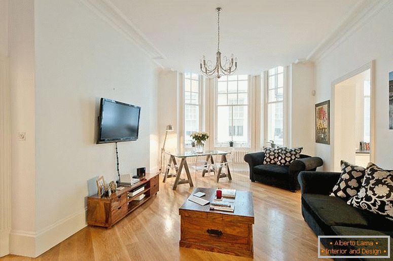 Muebles en la sala de estar en el estilo minimalista