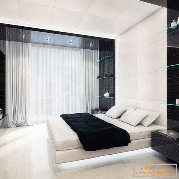 Diseño clásico de la sala en el apartamento con fondo de pantalla azul