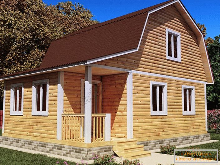 Una casa de madera simple con un ático.