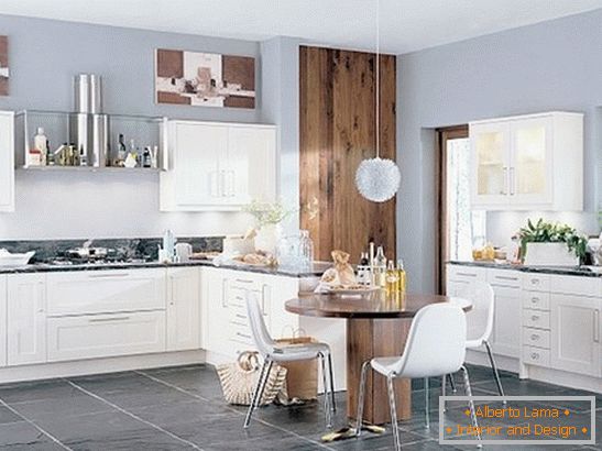 Interior de cocina en colores claros