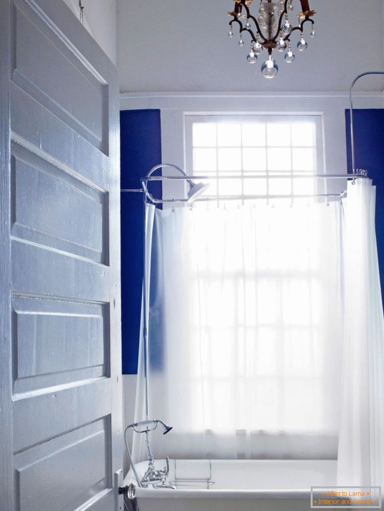 original_brian-patrick-flynn-small-bathroom-blue_v-jpg-rend-hgtvcom-1280-1707