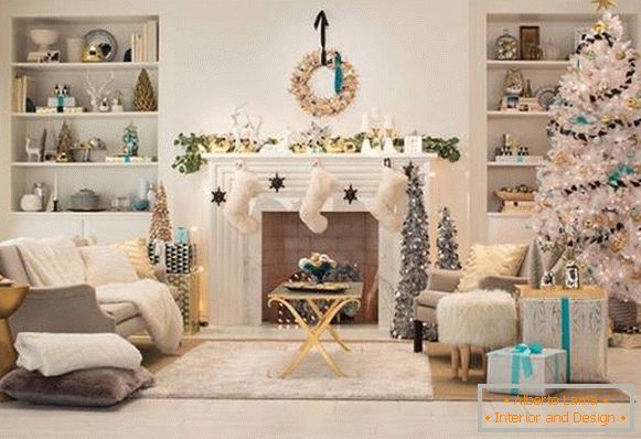 Árbol de Navidad blanco y hermosa decoración